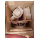 Vintage Soap Dishes & Bath Set