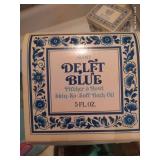 Vintage Soap Dishes & Bath Set