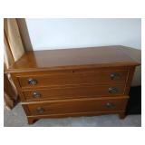 Lane Cedar Chest With Key