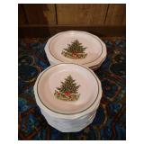 Pfaltzgraff Christmas Heritage Dishes - (16) Plates