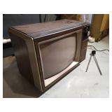 RCA XL100 TV- Vintage Retro Small Tv w/ Antenna