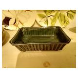 Marked Pottery Lot: Red Wing Plates, Shawnee, Haeger, Etc