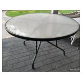 Patio Table w/ Wicker Side Table & Planter