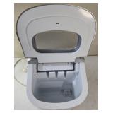 Igloo  | Portable Countertop Ice Maker - Produces up to 26 pounds of ice in 24 hours
