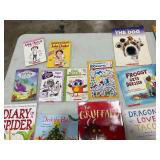 23 CHILDRENS SCHOLASTIC BOOKS