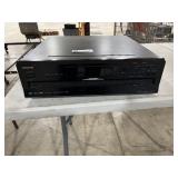 ONKYO 6 DISC CD CHANGER DX-L390