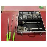 GRILLING UTENSILS