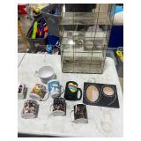 HOME DÉCOR & COFFEE MUGS