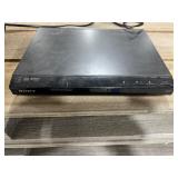 2 BLUERAY PLAYERS & 1 DVD PLAYER