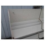 (UD1) Store Display with Pegboard B...