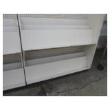 (UD1) Store Display with Pegboard B...