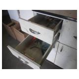 (A-1) Metal 3-Drawer Cabinet with L...