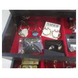 (CSB) Jewelry Box Full of Fashion J...