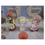 (CS) Assorted Vintage Figures...
