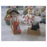 (CS) Assorted Vintage Figures...