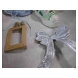 (CS) Assorted Vintage Figures...