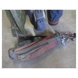 (EW7) 4 Golf Bags All With Assorted...