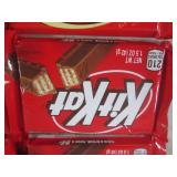 (B-1) 12 Kit Kat Candy Bars Past Da...