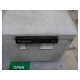 Sentry 1170 Fireproof Safe- no key...