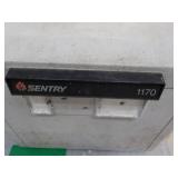 Sentry 1170 Fireproof Safe- no key...