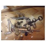 Treasure Trinkets: Vintage Thimbles, Skeleton Keys, Etc