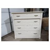 Vintage 4 drawer Dresser