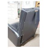 Vibrating Recliner Works!!