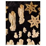 Beautiful Delicate Ornaments for Painting and Festive Pins