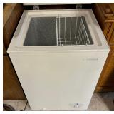 Insignia Chest Freezer