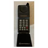 Vintage Motorola, Nokia and Samsung Cell Phones