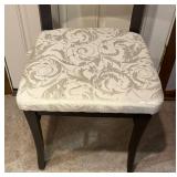 Elegant Accent Chair