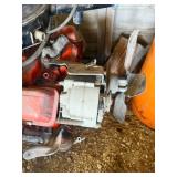 Engine, Transmisstion & Chain Hoist