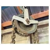 Engine, Transmisstion & Chain Hoist