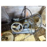 Delta 16" Variable Speed Scroll Saw & Air Compressor