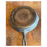 Griswold Cast Iron Skillet 8