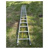 Like New Werner D1228-2 28