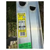 Like New Werner D1228-2 28