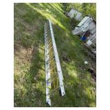 Like New Werner D1228-2 28