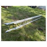 Like New Werner D1228-2 28