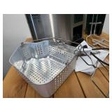 Butterball Indoor Electric Tukey Fryer XL Safe up to 20 lb turkey. Fry, Steam or Boil Professional Servies