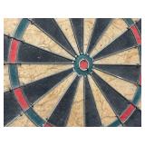 Vitage The tavern, full-size bristle board, bristle dartboard, unused, 1 1/4 inch metal trimmed