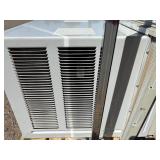 Works Great Kenmore Energy Star Air Conditioner, Window Unit Model 580.7608150 8000 BTU EER 10.8 740 W Comes With Remote