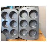 7 Pieces Bakeware 2 Wilton Jumbo Muffin Tin, Wilton perfect performance angel food cake pan, Pampered Cheff Baby Blue Enamel Mini Bunt Pan