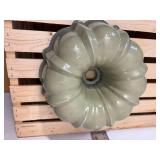 7 Pieces Bakeware 2 Wilton Jumbo Muffin Tin, Wilton perfect performance angel food cake pan, Pampered Cheff Baby Blue Enamel Mini Bunt Pan