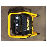 DEWALT 2.5 Gal. Portable Electric Heavy Duty 200 PSI Quiet Air Compressor  Customer Returns See Pictures