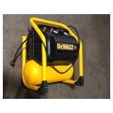 DEWALT 2.5 Gal. Portable Electric Heavy Duty 200 PSI Quiet Air Compressor  Customer Returns See Pictures