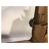 Bootz Industries Aloha 60 in. x 30 in. Soaking Bathtub with Left Drain in White Damaged Customer Returns See Pictures