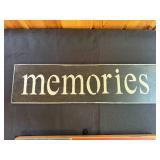 Decorative Wall Plaques Set: 