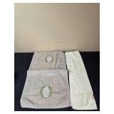 Assorted Towel Set