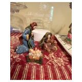 VTG Decorative Items Inc Compote, Nativity Pieces & Faux Floral Arrangement